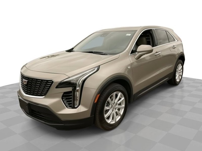 Certified 2023 Cadillac XT4 Luxury w/ Cold Weather Package image 1