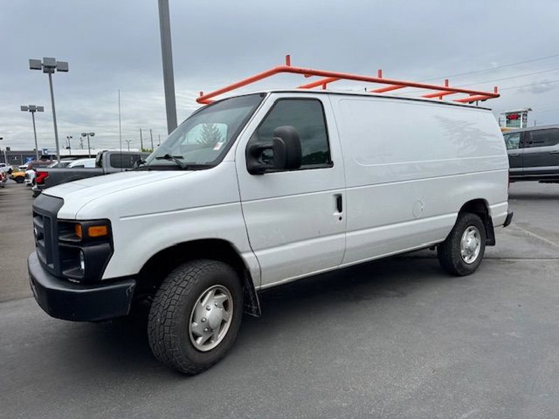 Used 2014 Ford E-250 and Econoline 250 image 1