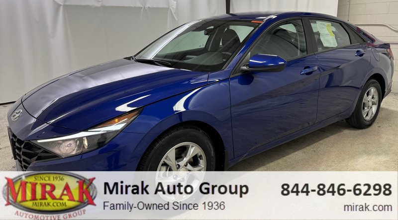 Certified 2022 Hyundai Elantra SE image 1