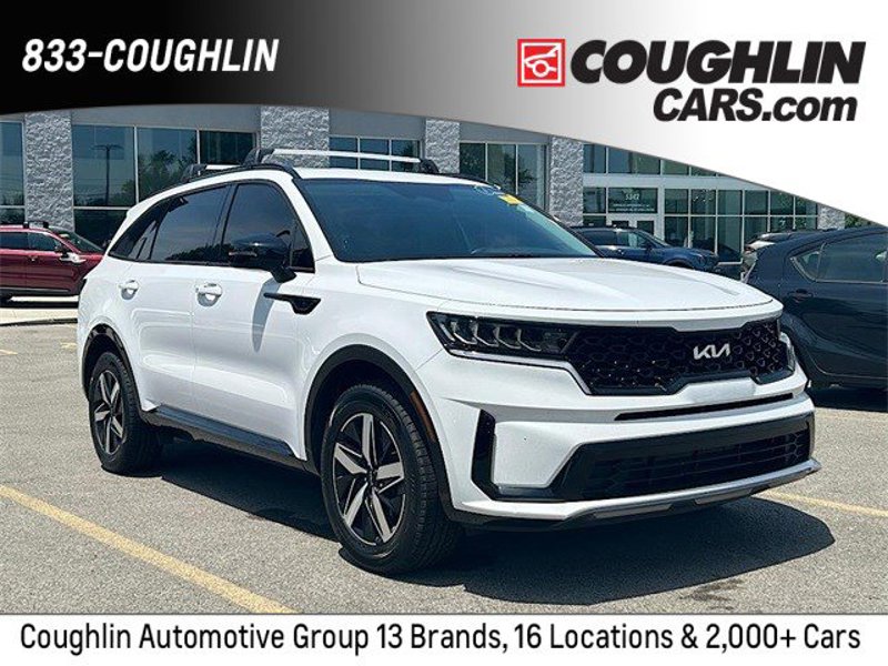 Certified 2022 Kia Sorento S image 1