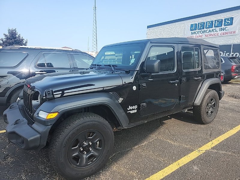 Used 2018 Jeep Wrangler Unlimited Sport image 1