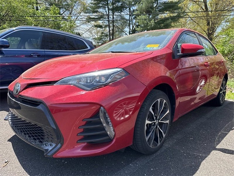 Used 2019 Toyota Corolla SE image 1