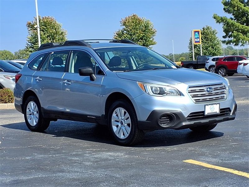 Used 2017 Subaru Outback 2.5i image 1