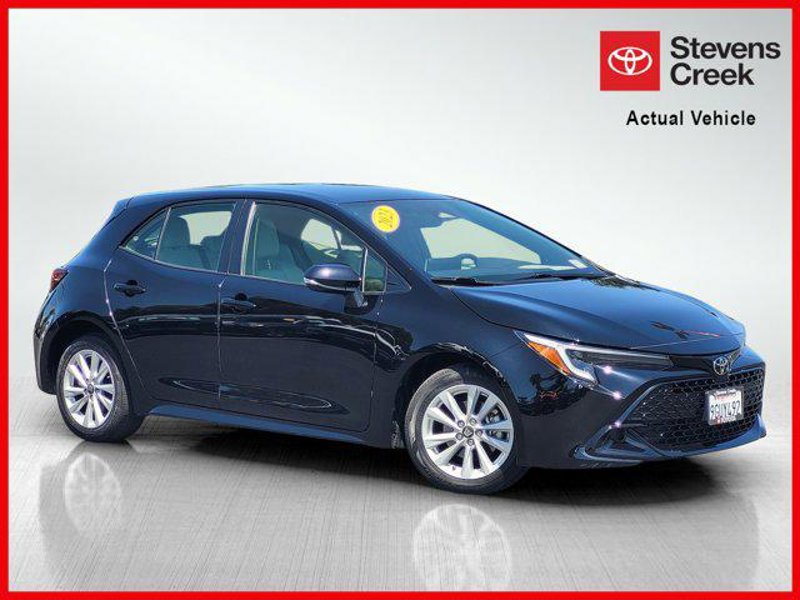 Certified 2023 Toyota Corolla SE image 1
