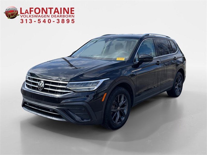 Certified 2022 Volkswagen Tiguan SE image 1