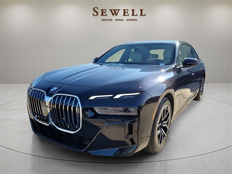 Certified 2024 BMW 760i xDrive image 1