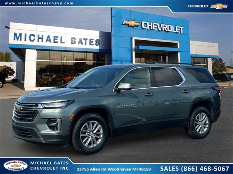 Certified 2023 Chevrolet Traverse LT image 1
