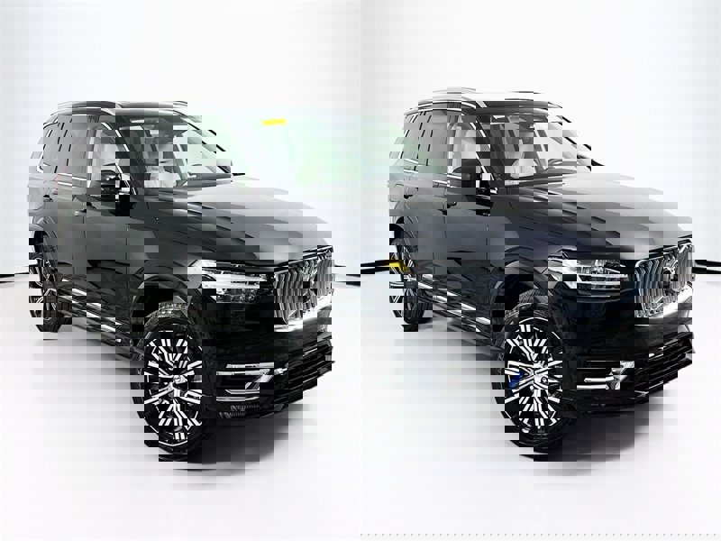 Certified 2025 Volvo XC90 B6 Plus w/ Protection Package Premier image 1