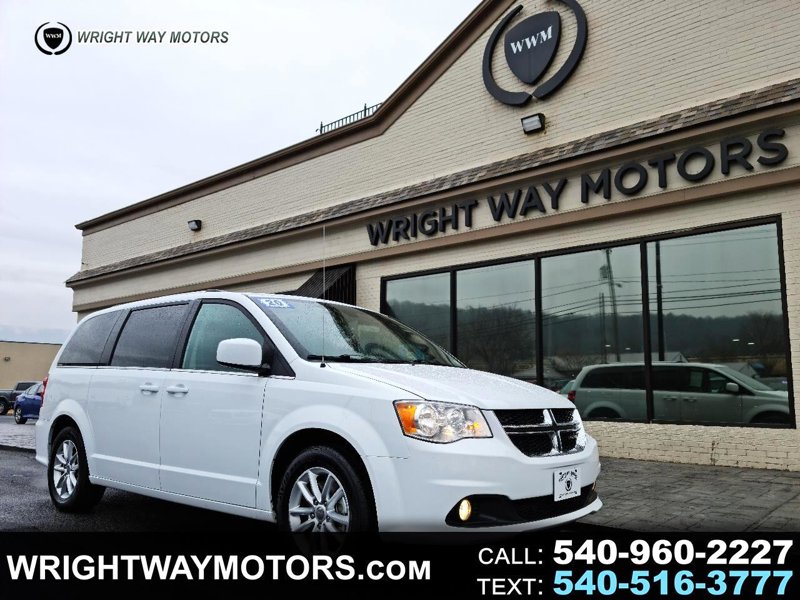 Used 2020 Dodge Grand Caravan SXT image 1