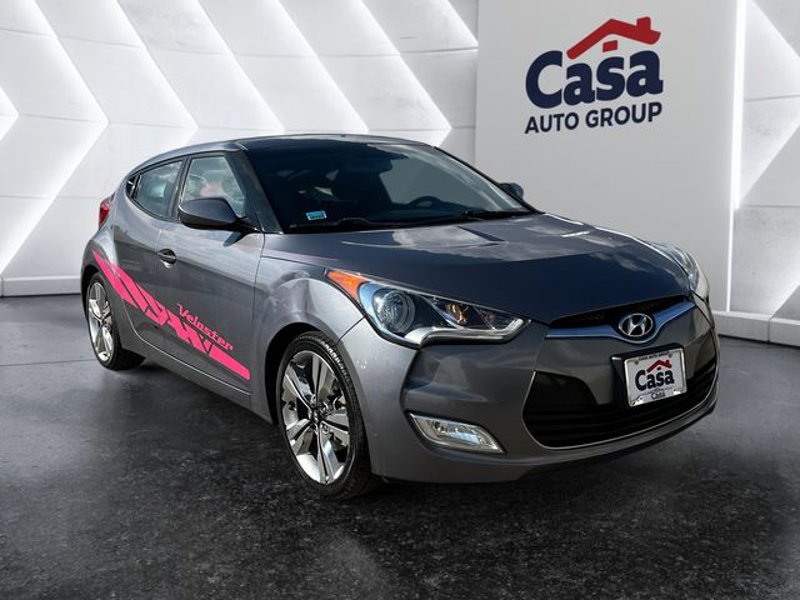 Used 2017 Hyundai Veloster Value Edition image 1
