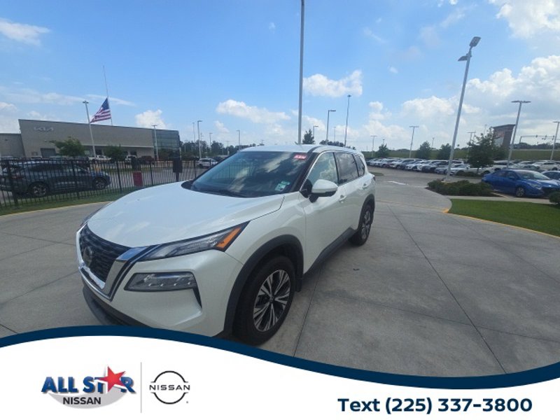 Certified 2021 Nissan Rogue SV image 1