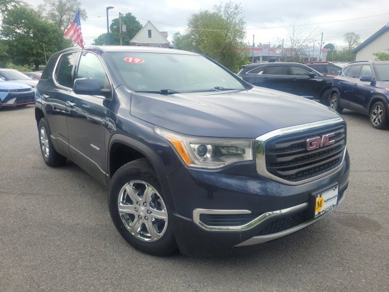 Used 2019 GMC Acadia SLE image 1