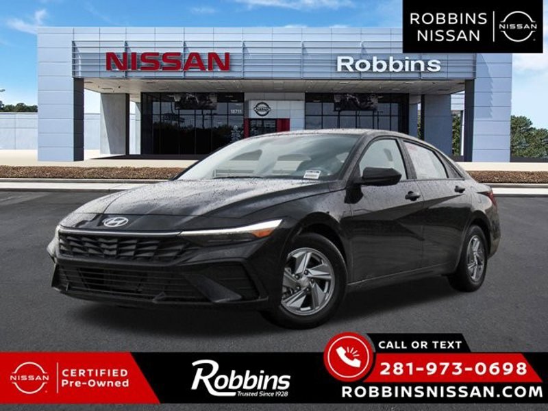 Used 2024 Hyundai Elantra SE image 1