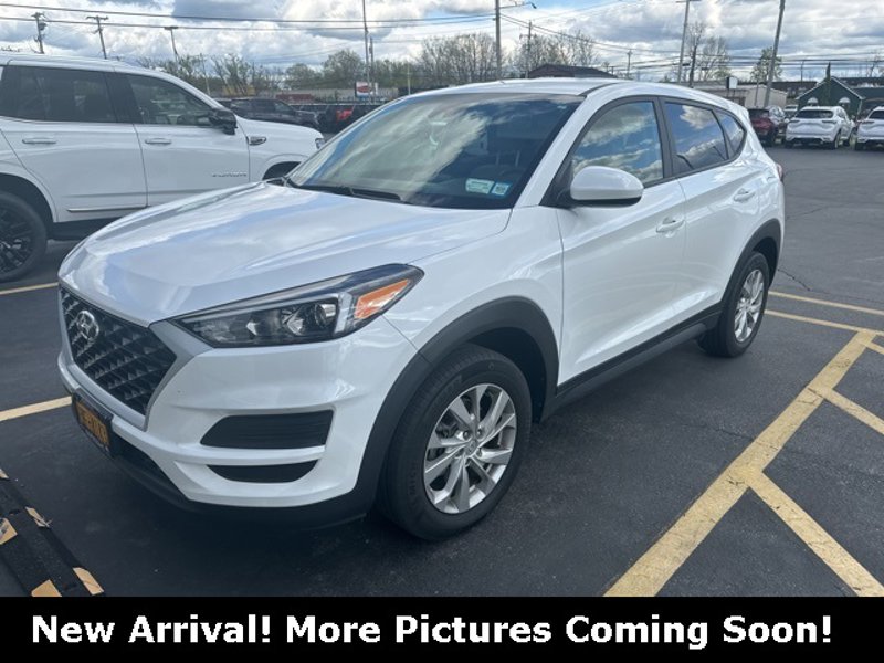 Used 2020 Hyundai Tucson SE image 1