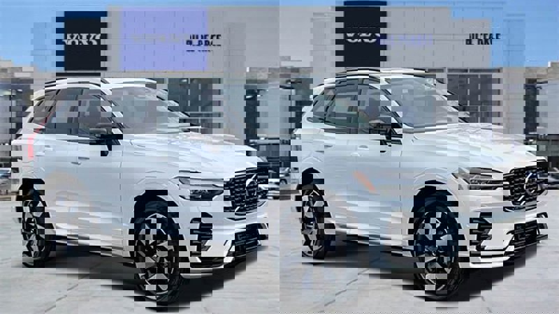 Certified 2024 Volvo XC60 T8 Plus w/ Climate Package image 1
