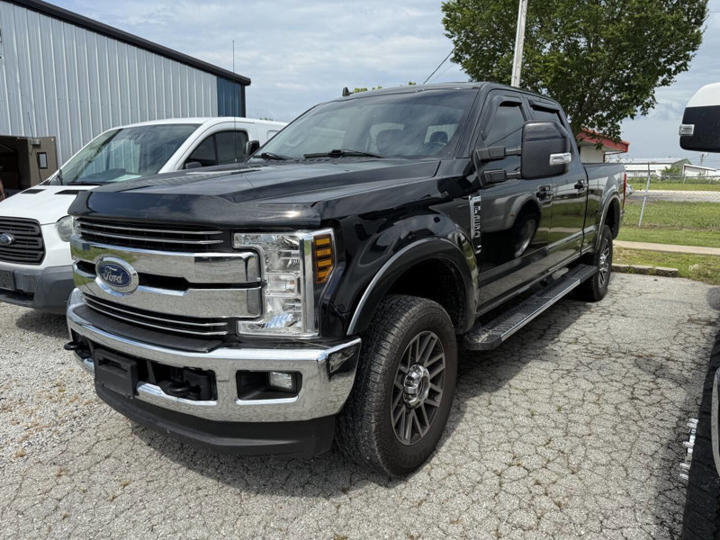 Used 2019 Ford F250 Lariat w/ Lariat Value Package image 1