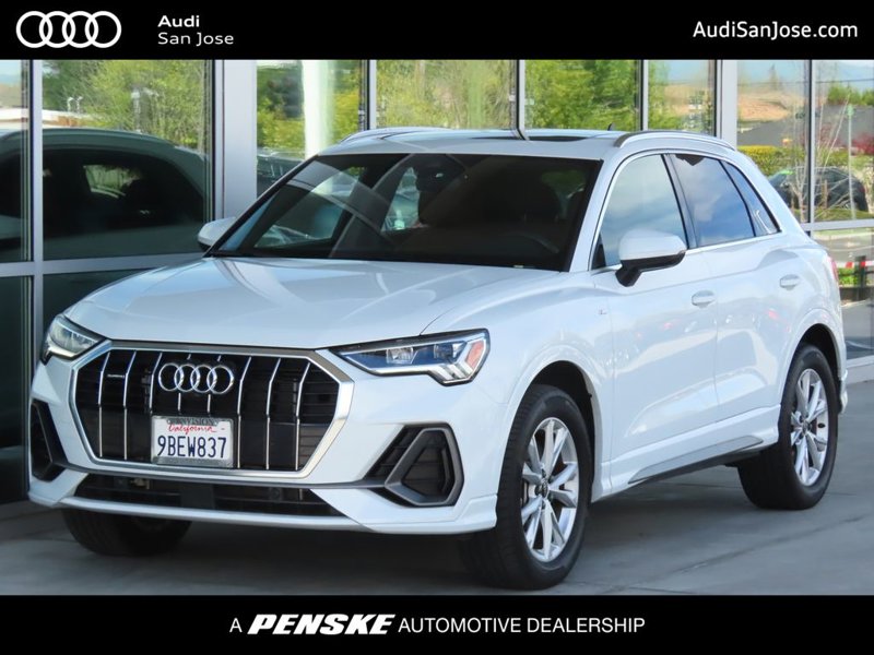 Certified 2022 Audi Q3 2.0T Premium Plus w/ Premium Plus Package image 1