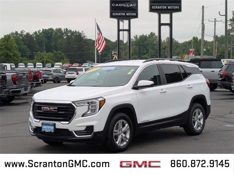 Certified 2024 GMC Terrain SLE w/ Driver Convenience Package image 1