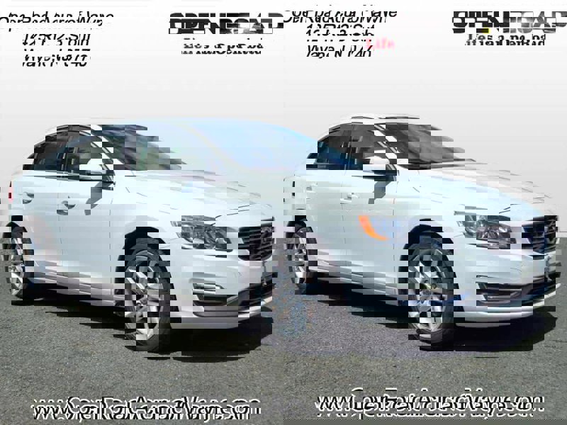 Used 2014 Volvo S60 T5 image 1