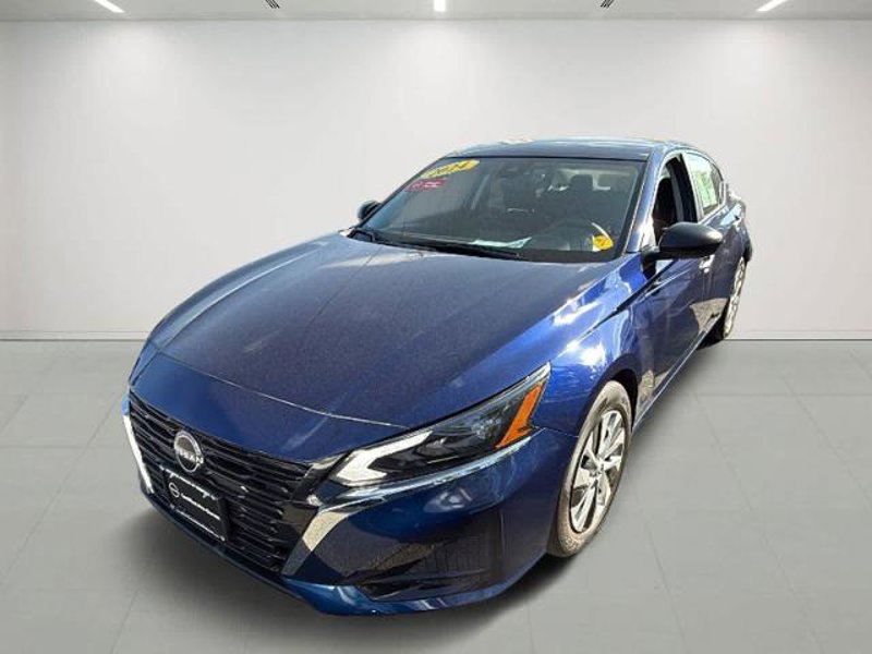 Certified 2024 Nissan Altima 2.5 S image 1