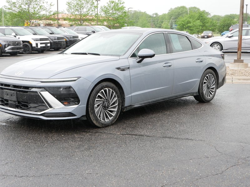 Certified 2024 Hyundai Sonata Limited image 1