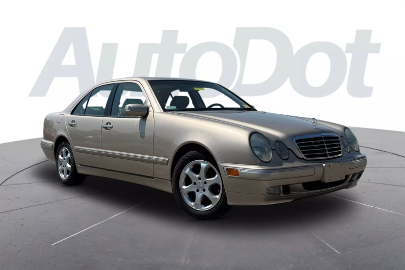 Used 2002 Mercedes-Benz E 320 Sedan image 1