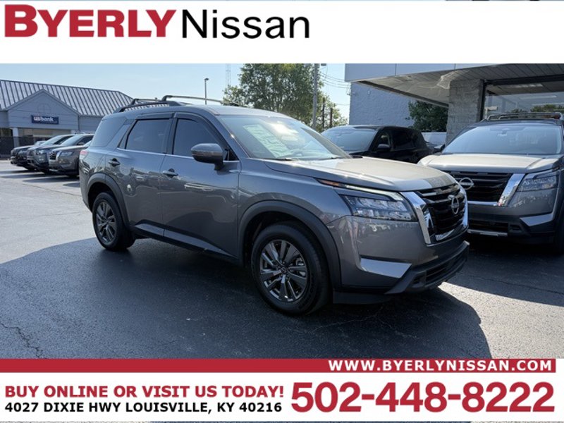 Certified 2023 Nissan Pathfinder SV image 1