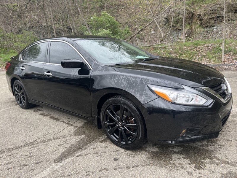 Certified 2018 Nissan Altima 2.5 SR w/ SR Midnight Edition image 1