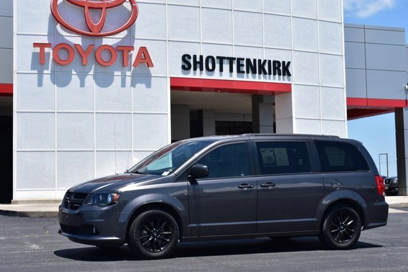 Used 2019 Dodge Grand Caravan GT image 1