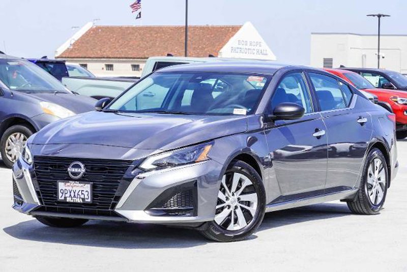 Certified 2024 Nissan Altima 2.5 S image 1