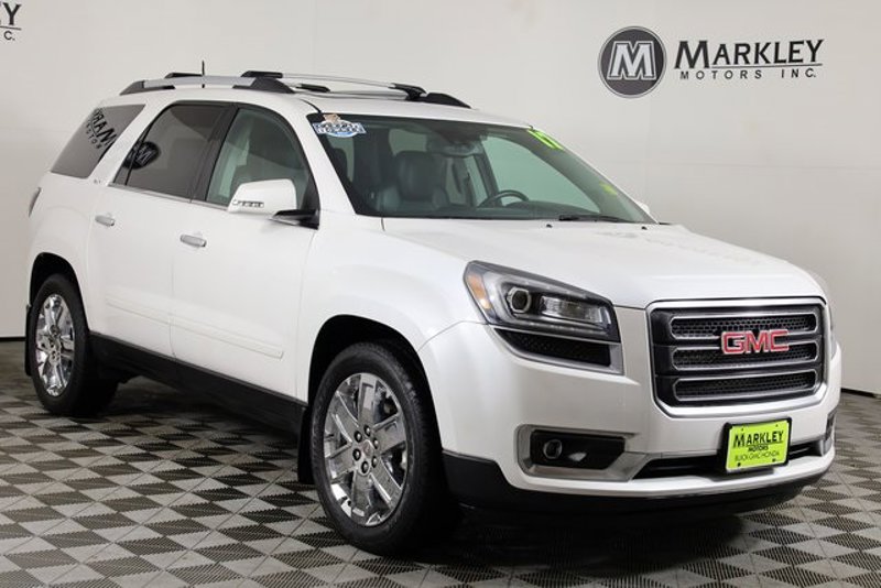 Used 2017 GMC Acadia Limited SLT image 1
