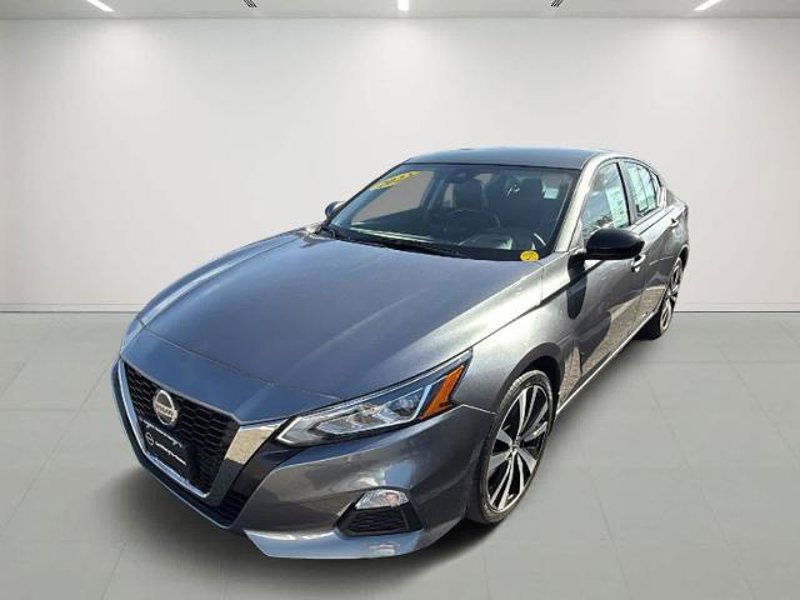 Certified 2022 Nissan Altima 2.5 SR image 1