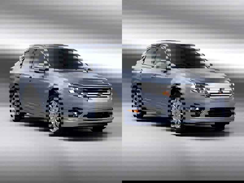 Used 2010 Ford Fusion Hybrid image 1