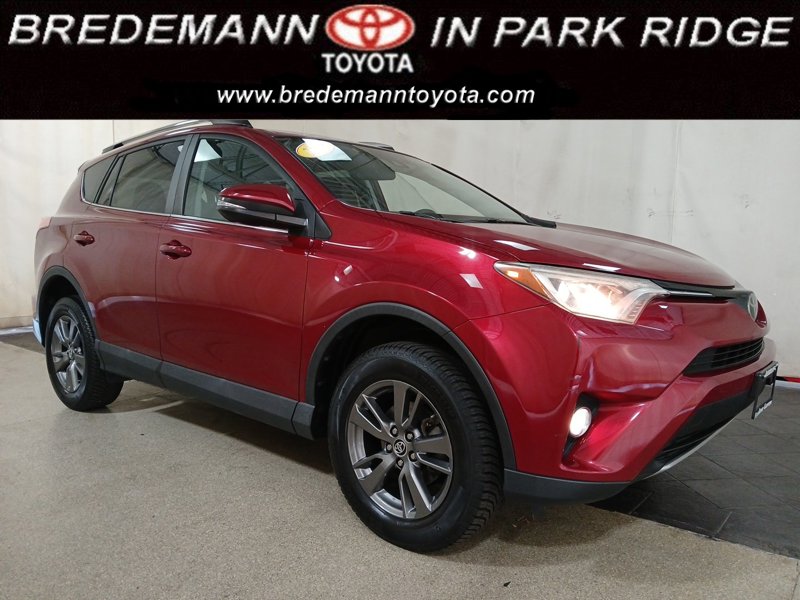 Certified 2018 Toyota RAV4 XLE image 1