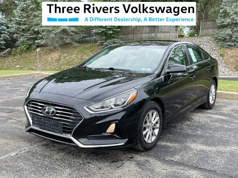 Used 2018 Hyundai Sonata SE image 1