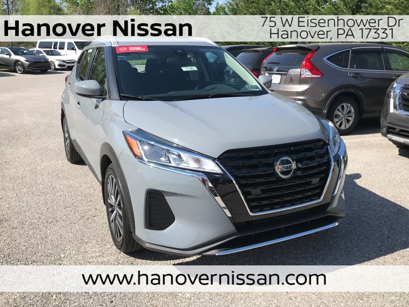 Certified 2021 Nissan Kicks SV image 1