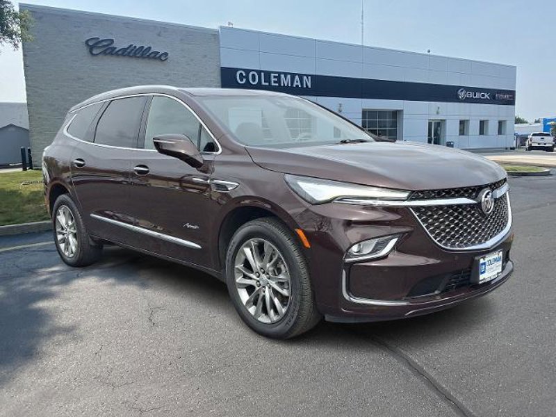 Certified 2022 Buick Enclave Avenir image 1
