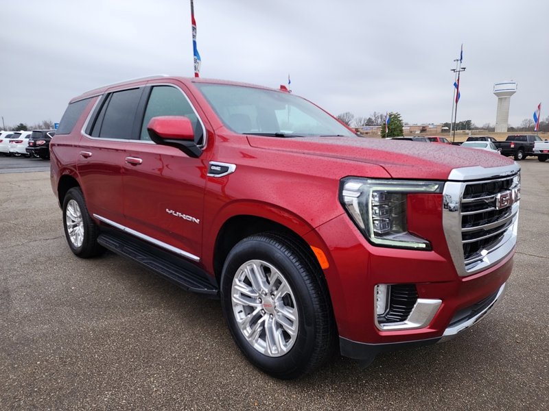 Certified 2023 GMC Yukon SLT image 1