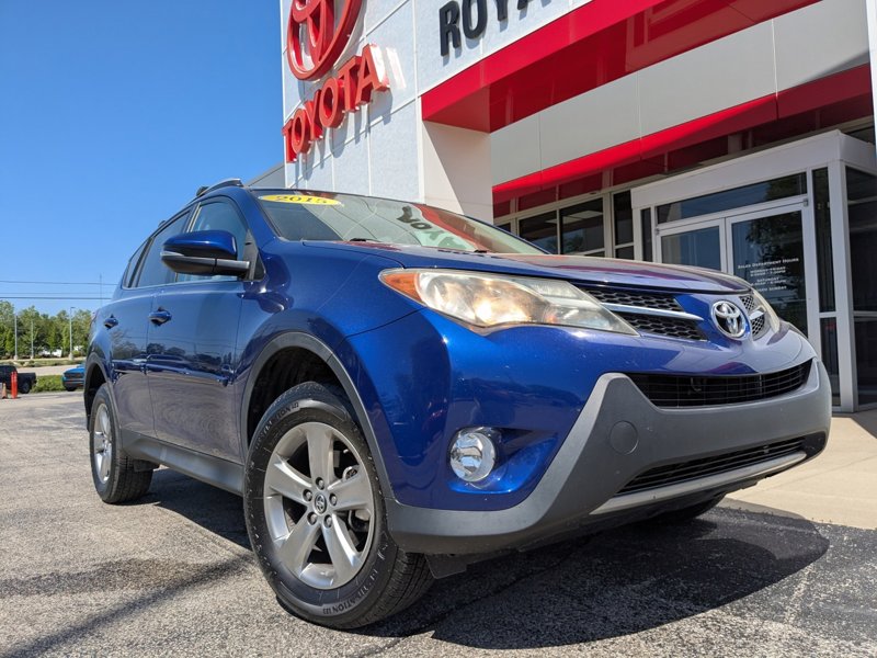 Used 2015 Toyota RAV4 XLE image 1
