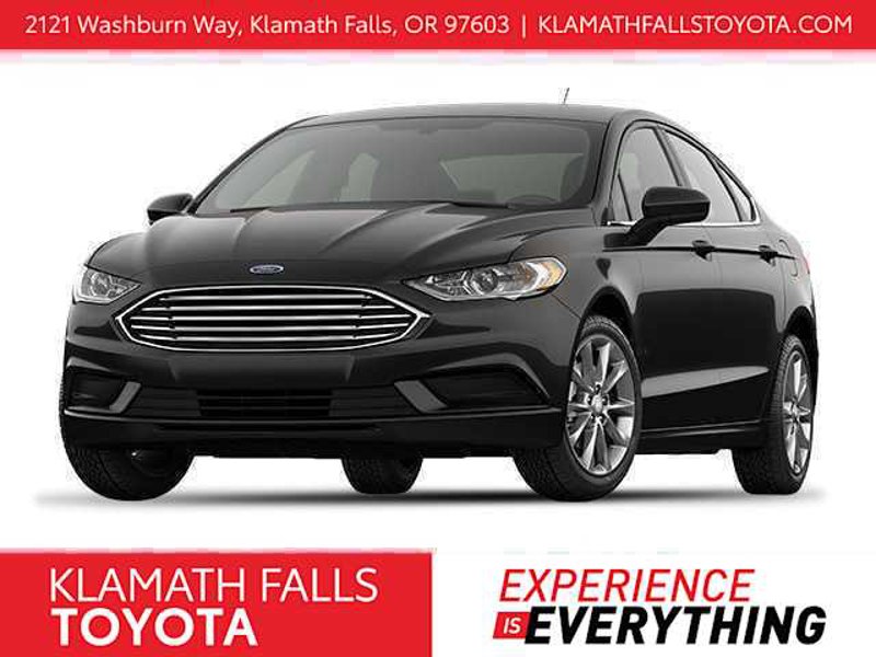 Used 2017 Ford Fusion S image 1