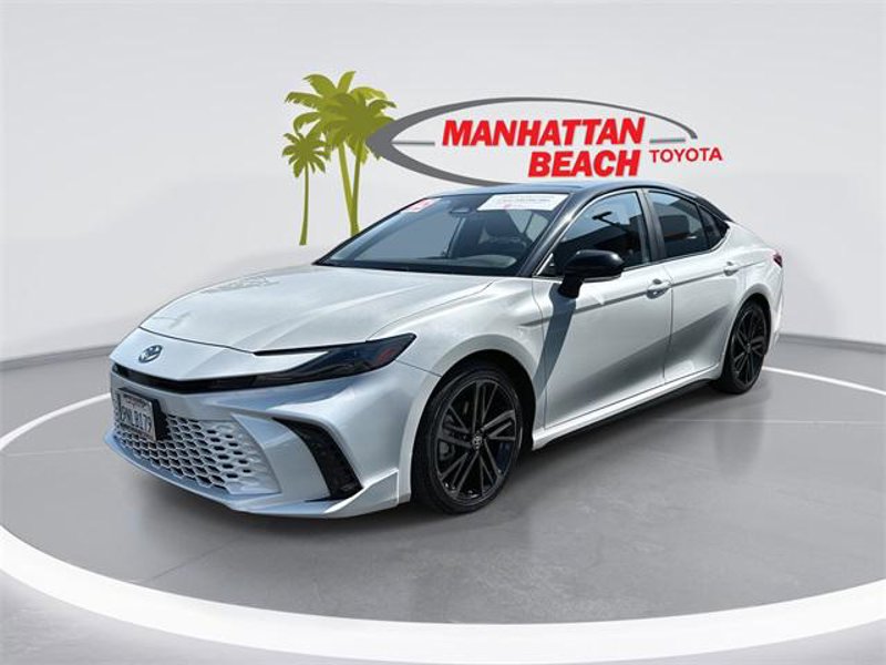 Certified 2025 Toyota Camry XSE image 1