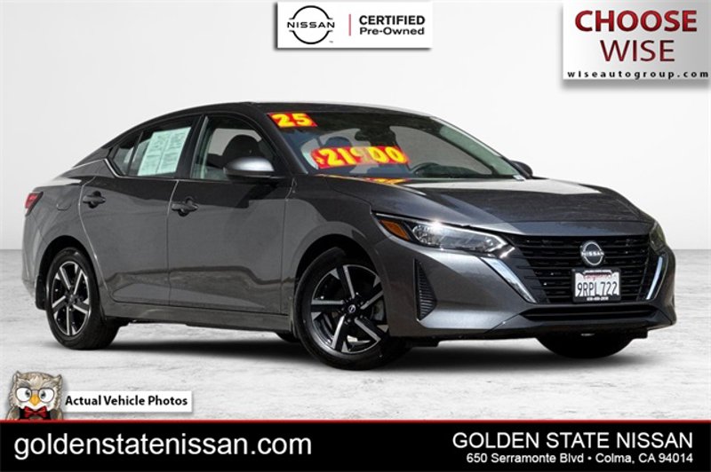 Certified 2025 Nissan Sentra SV image 1