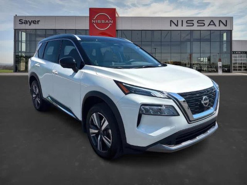 Certified 2023 Nissan Rogue SL image 1