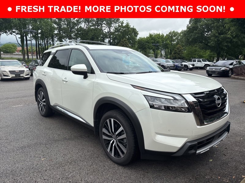 Certified 2024 Nissan Pathfinder Platinum w/ Cargo Package image 1