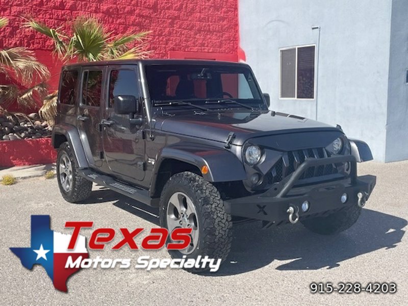 Used 2017 Jeep Wrangler Unlimited Sahara w/ Connectivity Group image 1
