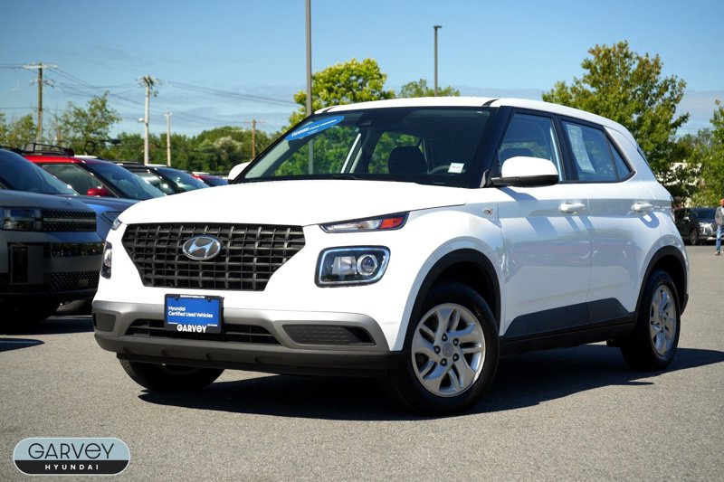 Certified 2022 Hyundai Venue SE w/ Cargo Package image 1