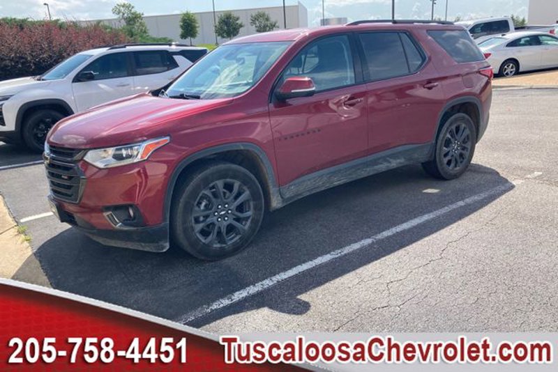 Used 2021 Chevrolet Traverse RS image 1