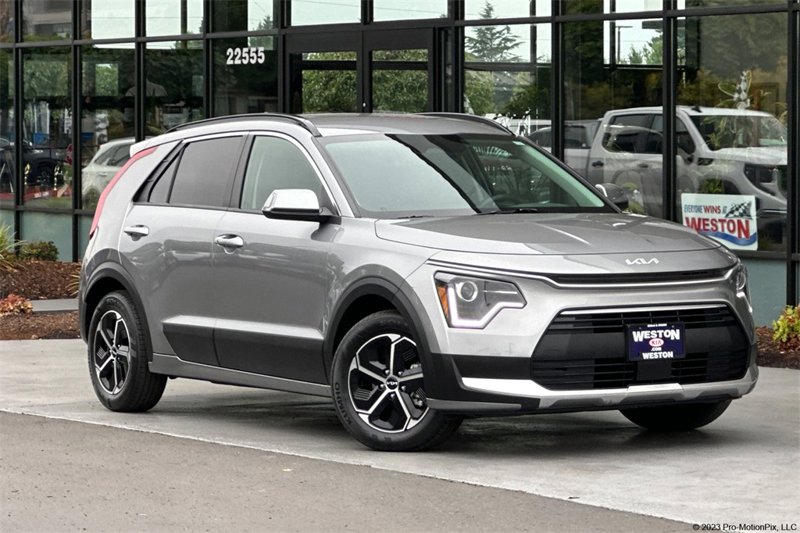 Certified 2023 Kia Niro EX image 1