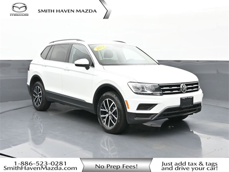 Used 2021 Volkswagen Tiguan SE image 1