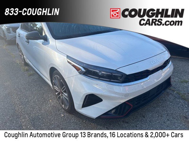 Certified 2022 Kia Forte GT w/ GT Technology Package image 1